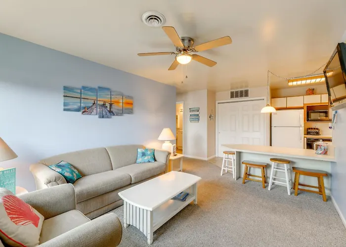 Holiday home Walk To Beach: W/ Pool Access In Ocean City! *