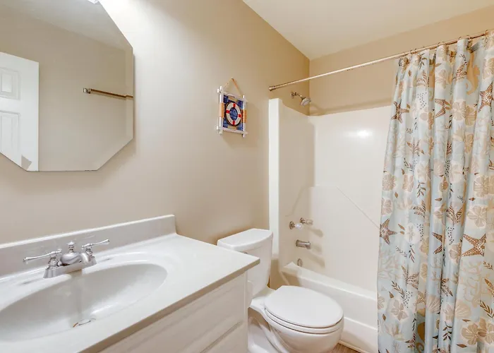 Walk To Beach: W/ Pool Access In Ocean City! Ocean City