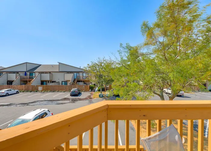 Walk To Beach: W/ Pool Access In Ocean City! *
