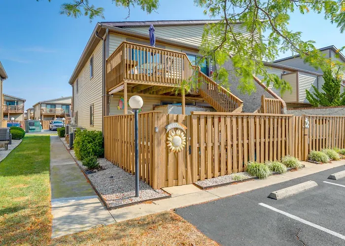 Walk To Beach: W/ Pool Access In Ocean City! Holiday home *